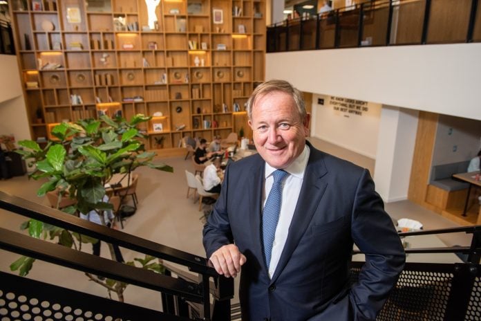 Γιατί η επίδραση της Τεχνητής Νοημοσύνης υποτιμάται και πώς θα μετασχηματίσει την παραγωγικότητα των επιχειρήσεων