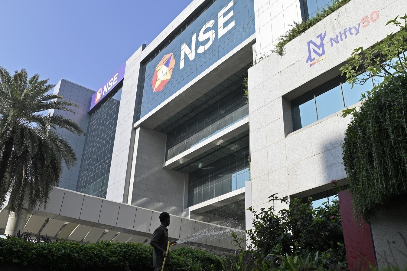 Ινδία: Νέο ιστορικό ρεκόρ για τις μετοχές – Σε τροχιά για τη 10η σερί χρονιά ανόδου (γραφήματα)