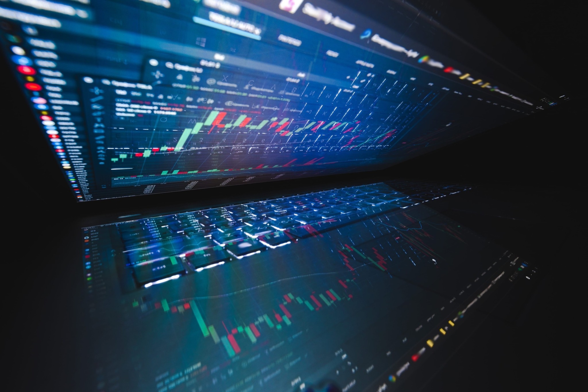 Τζος Μπράουν: Ο εμπνευστής του «HALO trade» προτείνει επενδύσεις σε εταιρείες λογισμικού