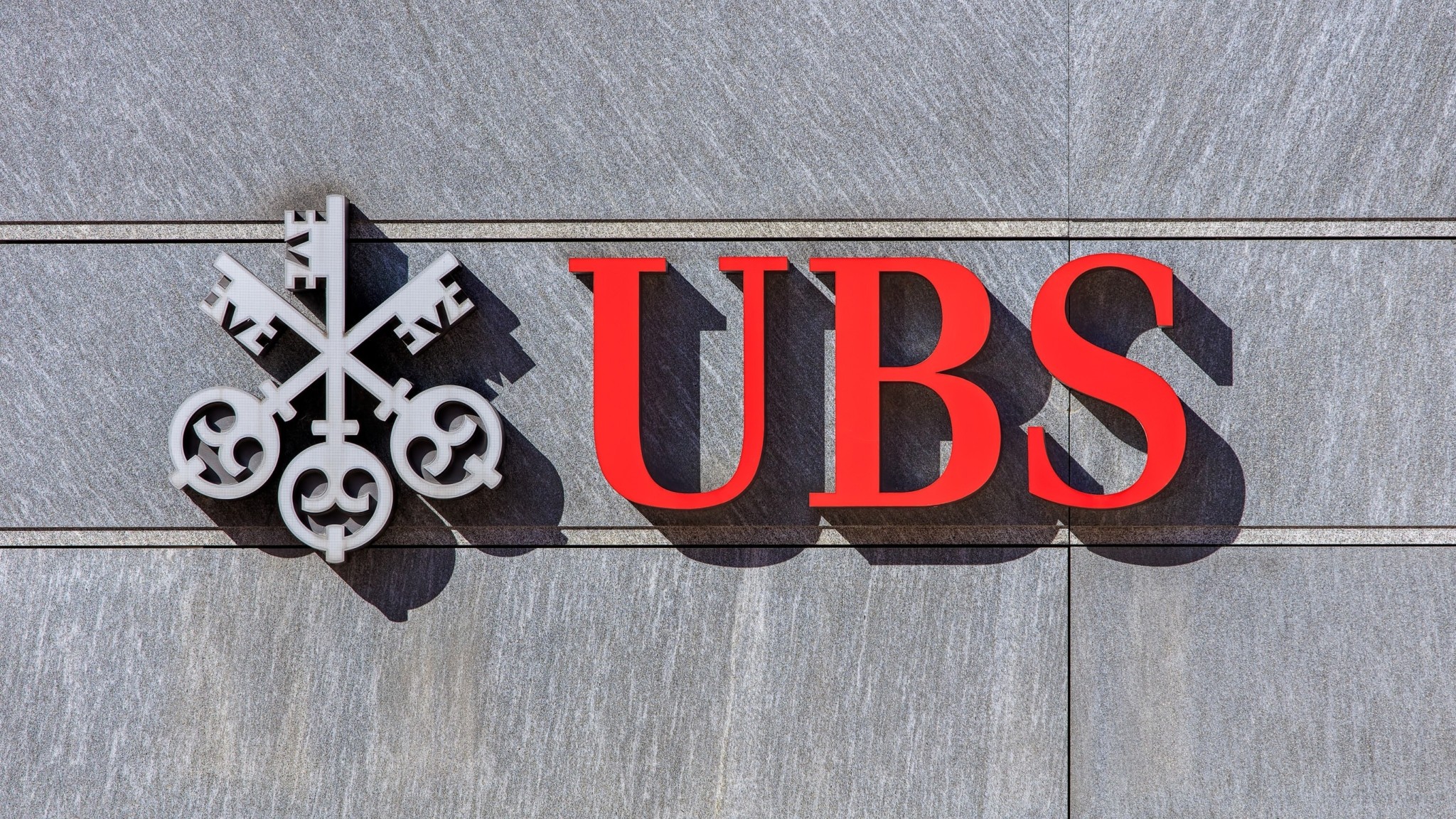 UBS: Πώς θα πρέπει να προετοιμάσετε το επενδυτικό χαρτοφυλάκιό σας για τη νέα χρονιά