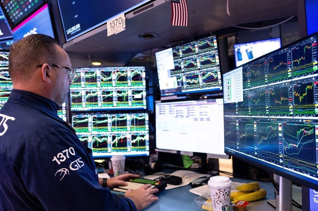 Wall Street: Συνεχίζουν ανοδικά οι αμερικανικές μετοχές με Fed και “Magnificent Seven” στο επίκεντρο (upd)