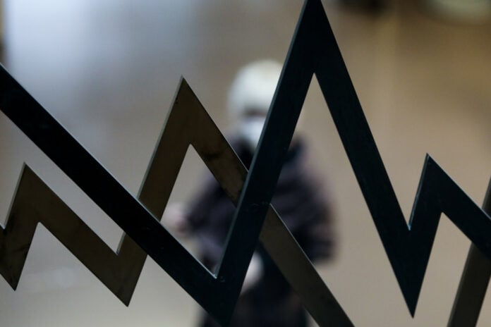 Χρηματιστήρια: Στη ζώνη των 2.100 μονάδων η Αθήνα