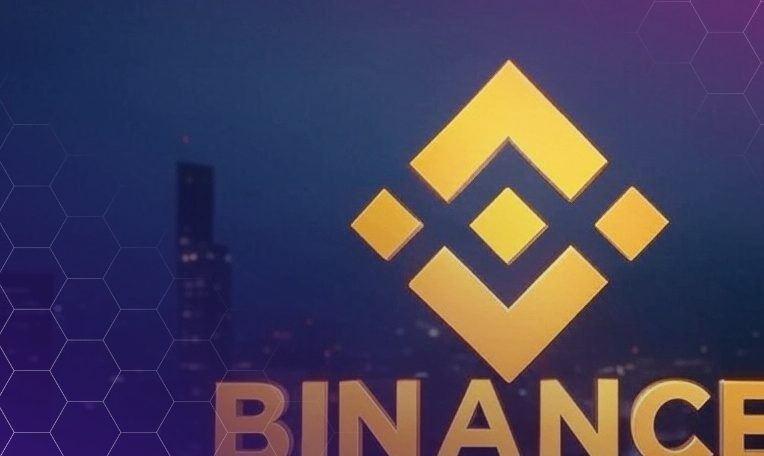 Η Binance σχεδιάζει επιστροφή στις ΗΠΑ: Ο CZ ενδέχεται να μειώσει το μερίδιο του, στοχεύει σε συμφωνίες με τον Τραμπ και την BlackRock: Αναφορά.