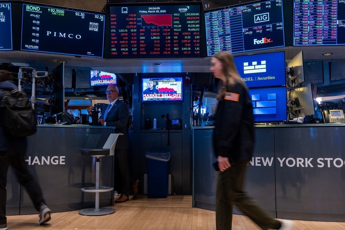 «Better rich than right»: Το νέο μότο της Wall Street και η φούσκα του hype