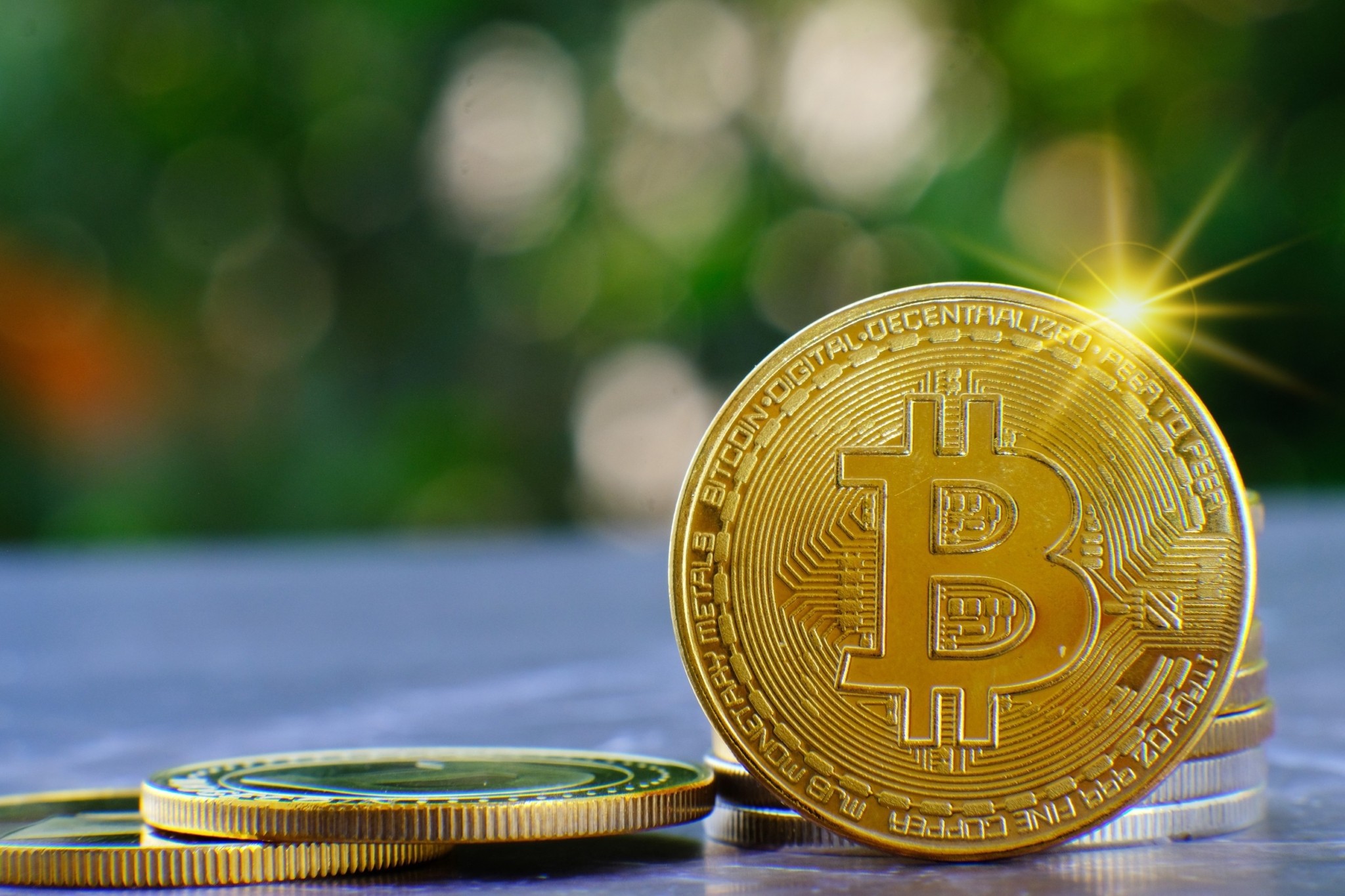 Σε χαμηλό δύο μηνών το Bitcoin – Έφτασε στα 81.102 δολάρια (γραφήματα)