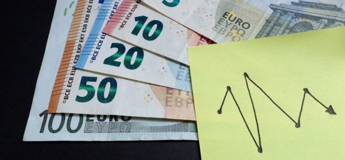 ΑΑΔΕ: Απλήρωτοι φόροι 5,7 δισ. στο οκτάμηνο