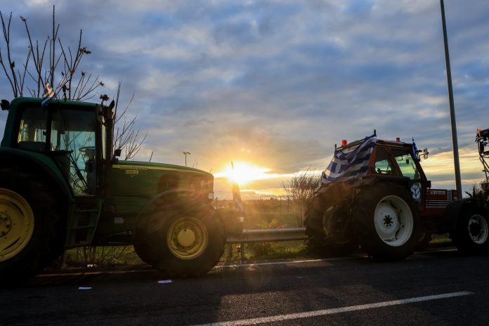 Αγροτικές κινητοποιήσεις: 48ωρο μπλακ άουτ στο εθνικό δίκτυο