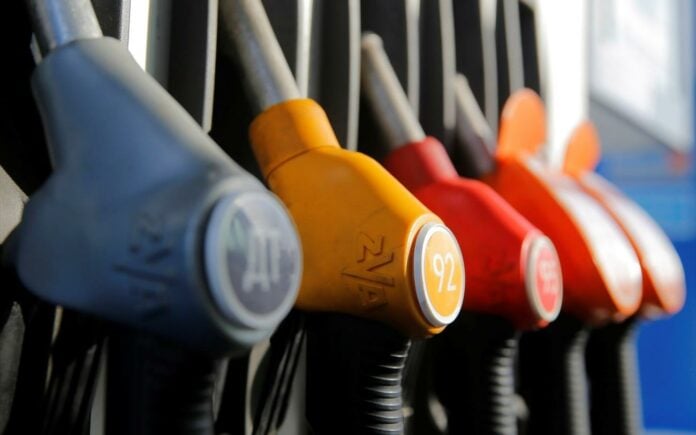 Από τα Στενά του Ορμούζ στην αντλία: Η Ελλάδα μπροστά στο ενεργειακό τεστ της Δευτέρας