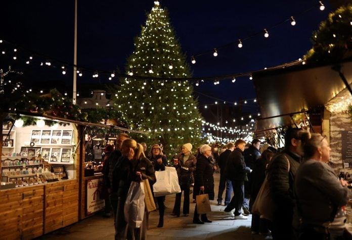 Βρετανία: Αποκλιμάκωση του πληθωρισμού πριν την απόφαση της Bank of England – Στο 3,2% τον Νοέμβριο