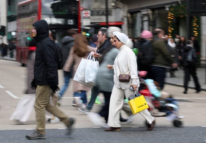 Βρετανία: Απροσδόκητη ανάκαμψη 0,3% για το ΑΕΠ τον Νοέμβριο