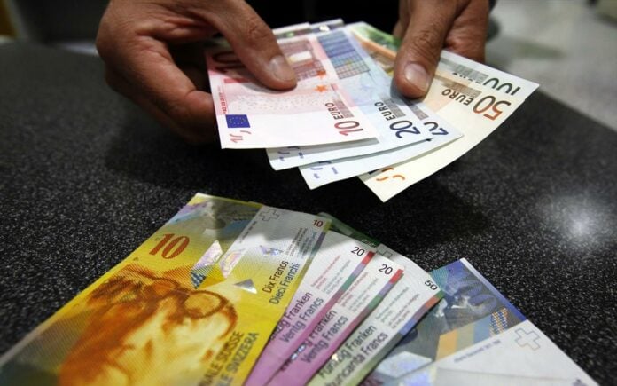 Δάνεια σε ελβετικό φράγκο: Καμία έρευνα σε εξέλιξη για παράβαση του ενωσιακού δικαίου