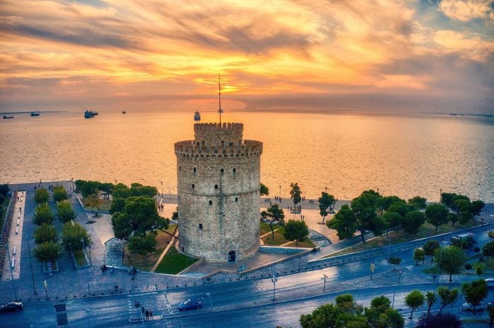 Δωδεκάμηνος τουρισμός: Ποιες περιοχές της Ελλάδας κερδίζουν το στοίχημα