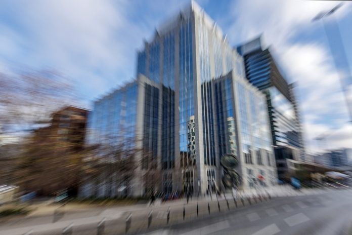 ΕΕ: Επιστολή 7 ηγετών στη φον ντερ Λάιεν – «Επισπεύστε τη χρήση των ρωσικών assets»