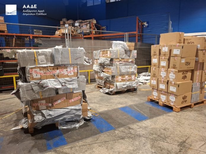 «Ελ. Βενιζέλος»: Στην «τσιμπίδα» της ΑΑΔΕ 1,7 εκατ. λαθραία τσιγάρα