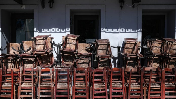 ΕΛΣΤΑΤ: Αύξηση 76,9% στις πτωχεύσεις επιχειρήσεων το 2024 – Μείωση 21,6% για τον μέσο ετήσιο ρυθμό την περίοδο 2015-2024