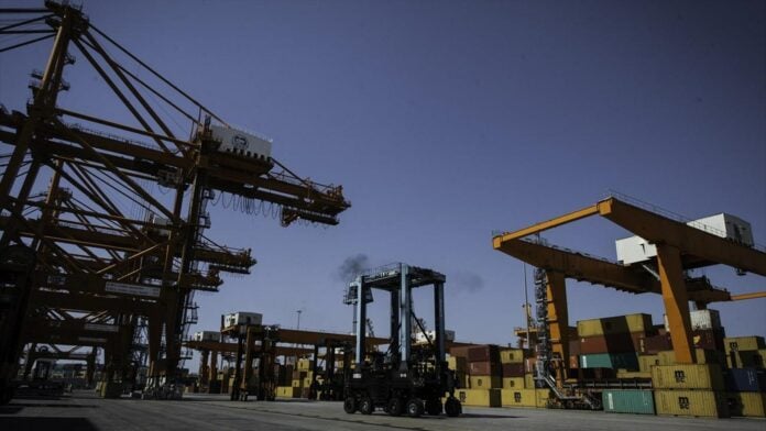 ΕΛΣΤΑΤ: Μείωση 13,6% σημείωσε το έλλειμμα στο εμπορικό ισοζύγιο τον Σεπτέμβριο