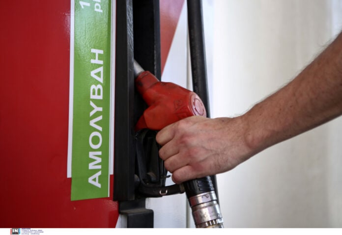 Fuel Pass: Μετά το «έμφραγμα» στην πλατφόρμα, με βάση το τελευταίο ψηφίο του ΑΦΜ οι αιτήσεις