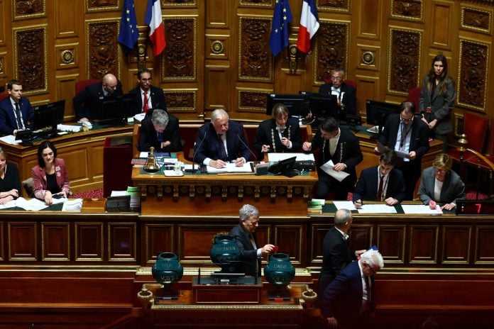 Γαλλία: Η Γερουσία ενέκρινε τον προϋπολογισμό του 2026