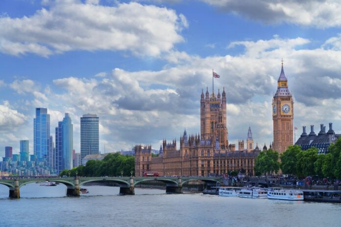 Η αφρόκρεμα των ελληνικών εταιρειών στο Λονδίνο: Το τρίπτυχο της ελκυστικότητας των εισηγμένων για τους ξένους