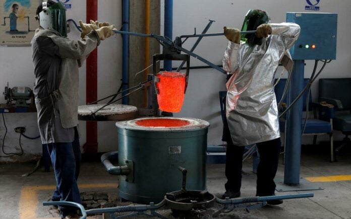 Η ΕΕ ετοιμάζει σχέδιο για να εφαρμοστεί η εμπορική συμφωνία με τις ΗΠΑ – Επικεντρώνεται σε πέντε τομείς και προβλέπει τη σύσταση ομάδας για την οικονομική ασφάλεια