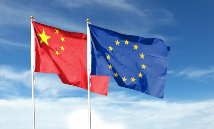 Η ΕΕ θα σκληρύνει την εμπορική της στάση απέναντι στην Κίνα μετά τη μετατόπιση της Γερμανίας