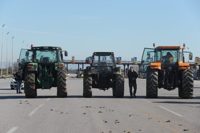 Ιω. Αδριανός: Από το βράδυ η καταβολή του «μέτρου 23» στους αγρότες