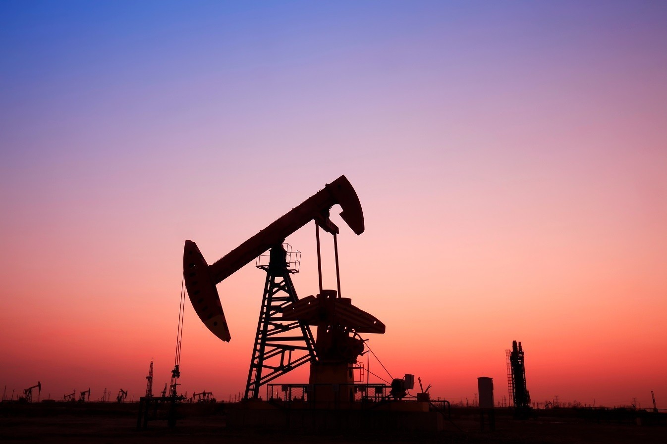 Κάτω από τα 60 δολάρια το brent για πρώτη φορά από τον Μάιο