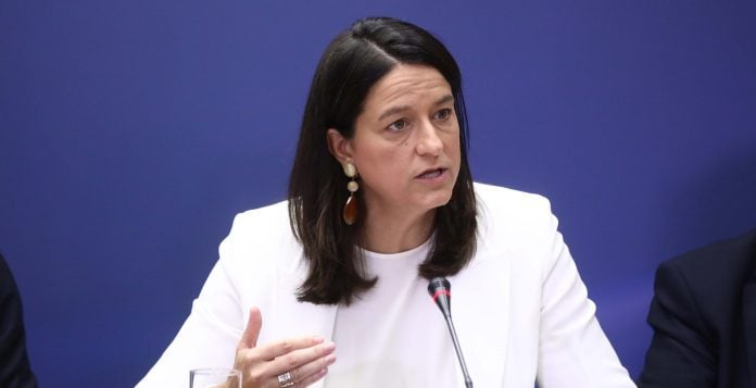 Κεραμέως: Νέο πρόγραμμα ίδρυσης επιχείρησης για 2.100 νέους 18-29 ετών