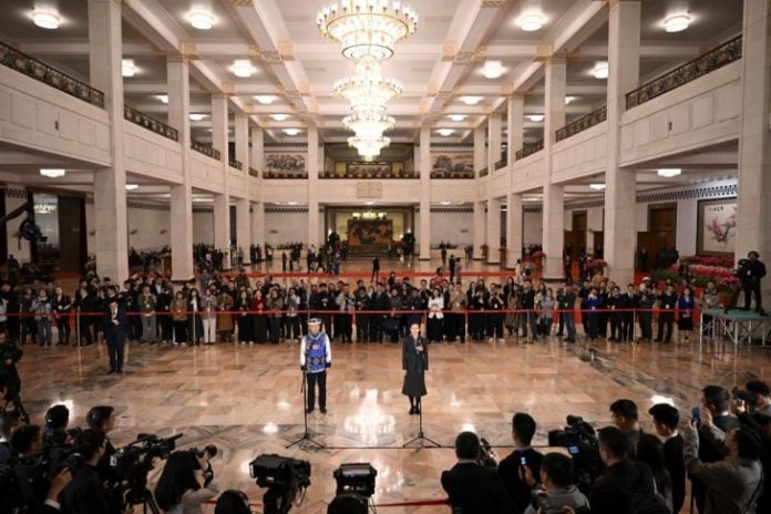 Κίνα: Ενισχύει την εμπιστοσύνη στην παγκόσμια οικονομία