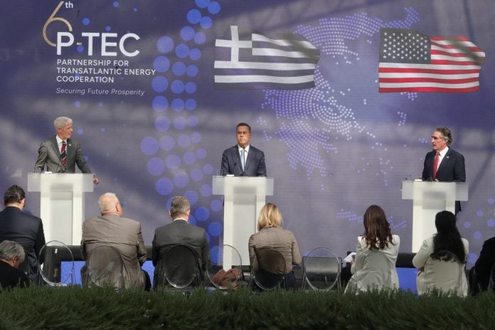 Κρις Ράιτ: Αμερικανική χρηματοδοτική υποστήριξη για υποδομές φυσικού αερίου