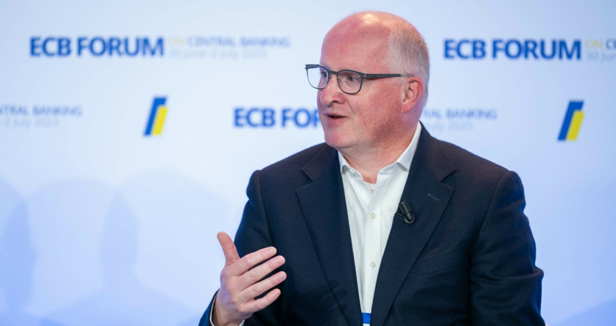 Λέιν (ΕΚΤ): Η επιβράδυνση μισθών ανοίγει τον δρόμο για πληθωρισμό 2%