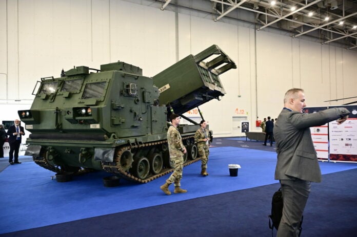 Με 150 εκατ. θα ενισχυθεί η αμυντική βιομηχανία