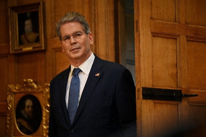 Μπέσεντ: Οι ΗΠΑ «έβγαλαν χρήματα» από το πακέτο διάσωσης της Αργεντινής