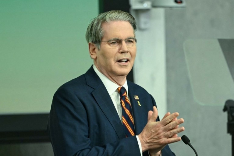 Μπέσεντ: Στο τραπέζι ενδεχόμενο να τεθεί εύρος στόχου του πληθωρισμού στη Fed