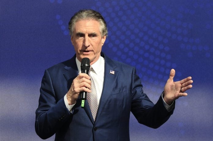 Ντ. Μπέργκαμ: Έτσι θα πέσει η τιμή του φυσικού αερίου – «Οι ΗΠΑ έχουν τα εργαλεία για να επιβάλουν το εμπάργκο στο ρωσικό αέριο»