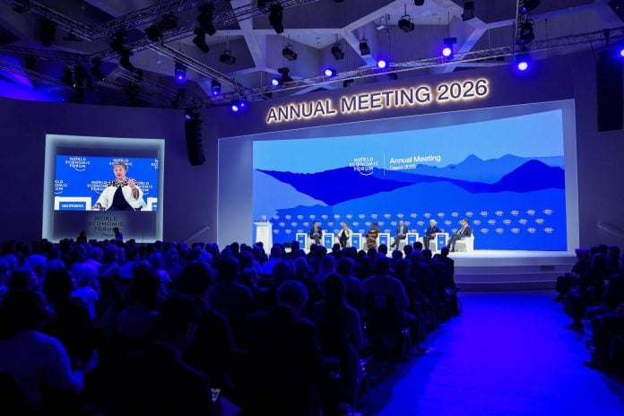 Νταβός: «Η παγκόσμια τάξη αλλάζει, αλλά δεν υφίσταται ρήξη», δηλώνουν οι οικονομικοί ηγέτες