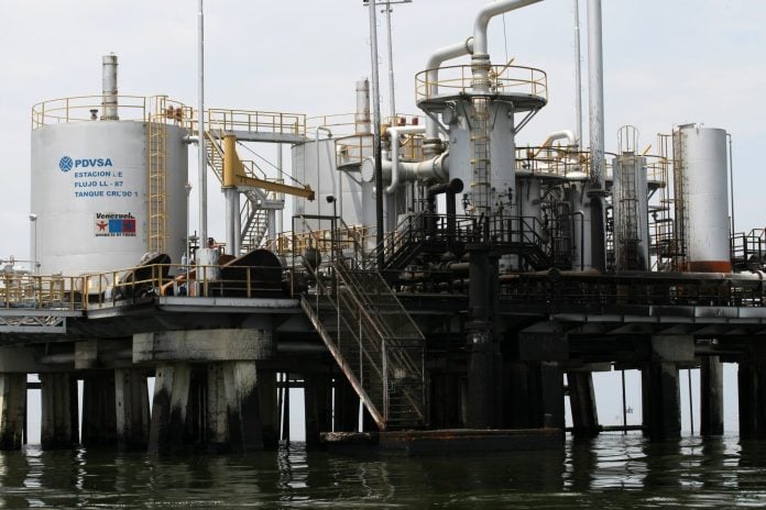 Παρέλυσαν οι εξαγωγές πετρελαίου Βενεζουέλας προς Ασία – Ραγδαία αύξηση προς Chevron
