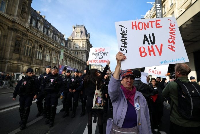 Παρίσι: Άνοιξε το πρώτο κατάστημα Shein υπό σφοδρές αντιδράσεις και καταγγελίες