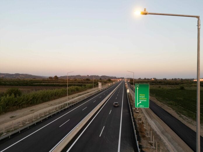 Πάτρα – Πύργος σε 45 λεπτά, Αθήνα – Πύργος σε 2 ώρες και 45 λεπτά