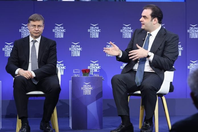 Πιερρακάκης: Έχουμε «δύναμη πυρός» για νέα μέτρα, αν η κρίση επιδεινωθεί – Δεν είμαστε ακόμη εκεί