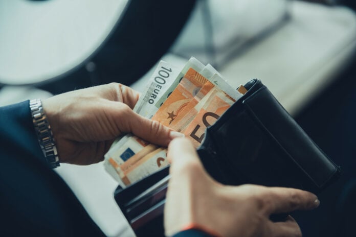 Πολυετές Πρόγραμμα 2026-2029: «Κύμα» 148.500 προσλήψεων στο Δημόσιο – Πόσο θα αυξηθούν μισθοί και συντάξεις