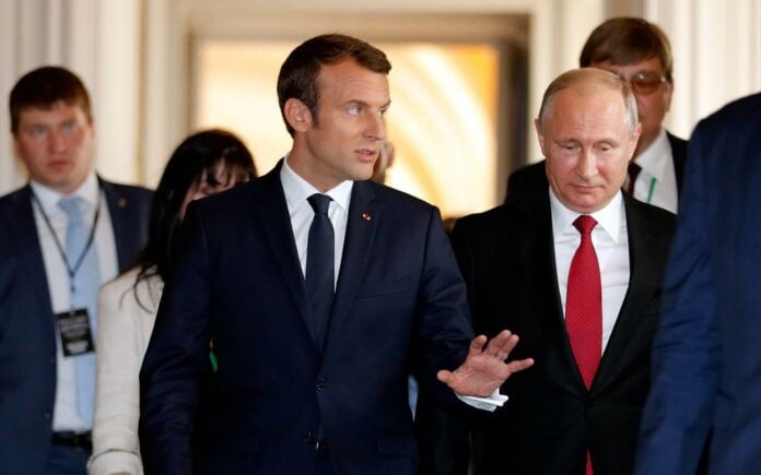 Πούτιν: Έτοιμος για διάλογο με τον Μακρόν
