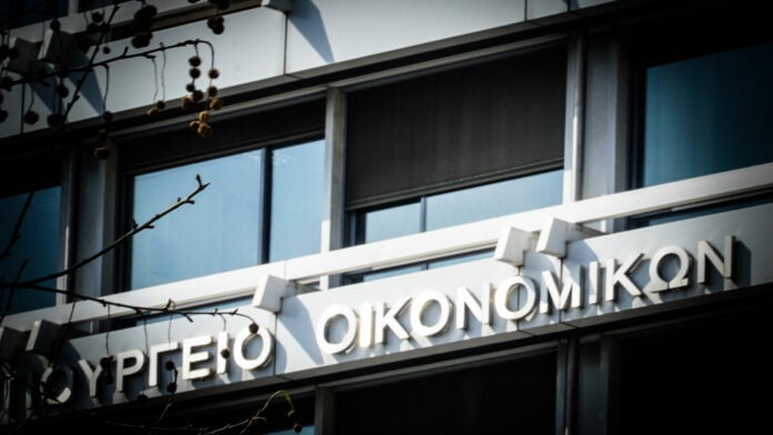 Προϋπολογισμός: Πρωτογενές πλεόνασμα άνω των 10 δισ. στο δεκάμηνο