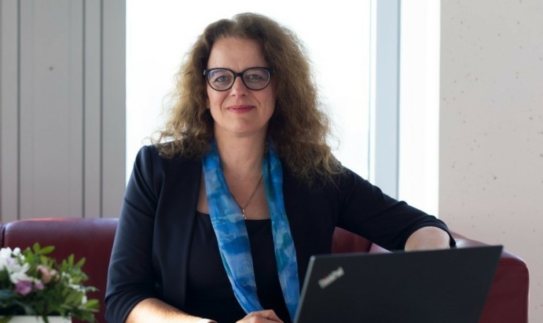 Σνάμπελ (ΕΚΤ): «Ωρα να επανεξετάσουμε την έκδοση ευρωομολόγων»