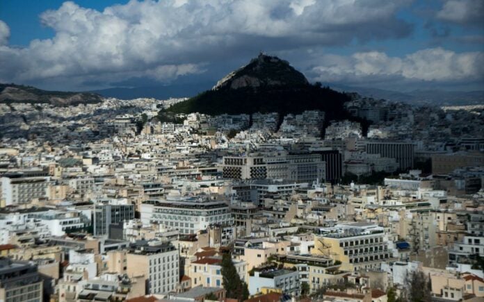 Στο… ρετιρέ η πληρότητα της Αθήνας σε Airbnb, στο… ισόγειο οι εισπράξεις