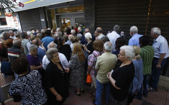 Σύνταξη από το Δημόσιο με διαδοχική ασφάλιση: Τι πρέπει να γνωρίζουν οι υποψήφιοι συνταξιούχοι