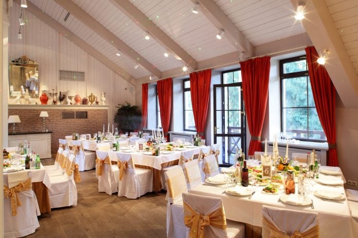 Τα πάρτι της φοροδιαφυγής: Οι εκδηλώσεις που μπαίνουν στο «μάτι» της ΑΑΔΕ