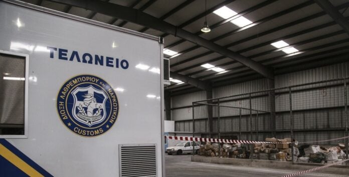 Τελωνειακοί έλεγχοι: Αύξηση 400 εκατ. ευρώ στα έσοδα σε 1 χρόνο μέσω ΤΕΚ Αττικής