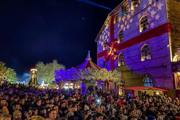 Θεματικά πάρκα: Χριστουγεννιάτικες «μονομαχίες» για τον τζίρο των εορτών