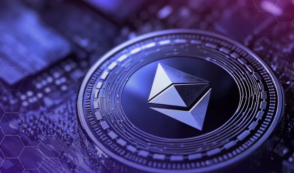 Το Ethereum προσθέτει 16.000 προγραμματιστές το 2025, ωστόσο η Solana κλέβει όλη την προσοχή.